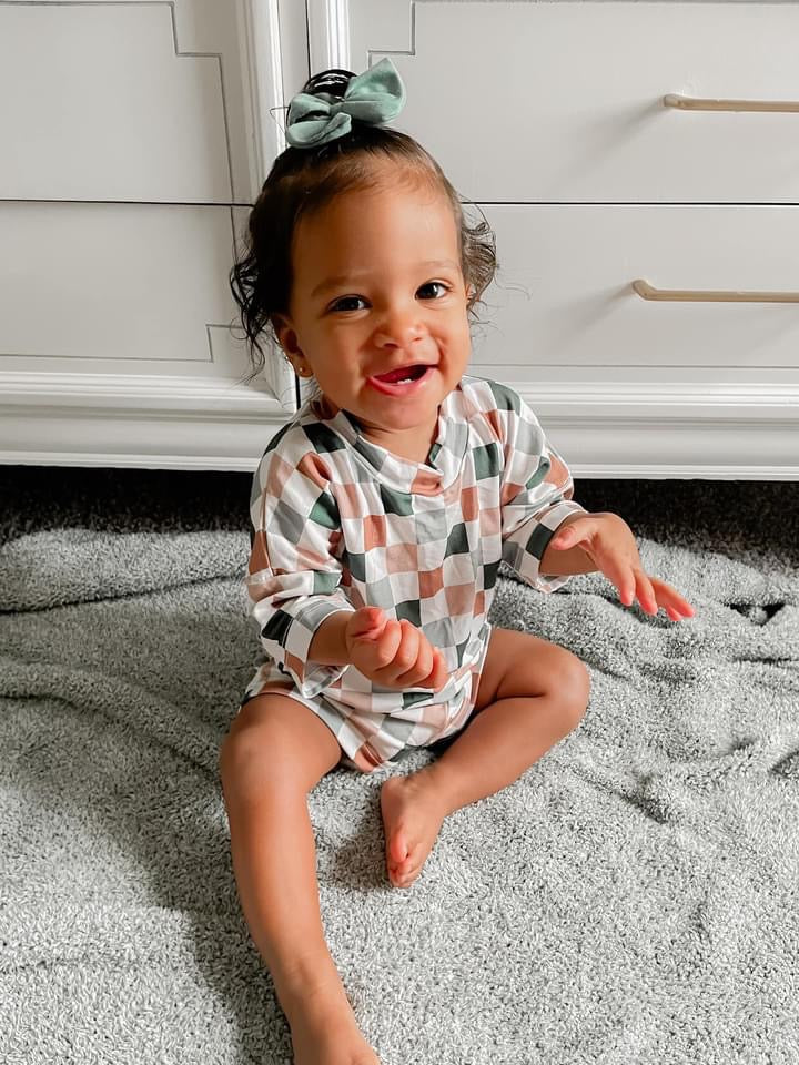 Check Me Out || Cozy Set